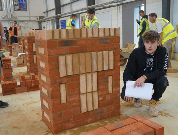 FE News | Trainee bricklayers put their skills to the test in a Guild ...