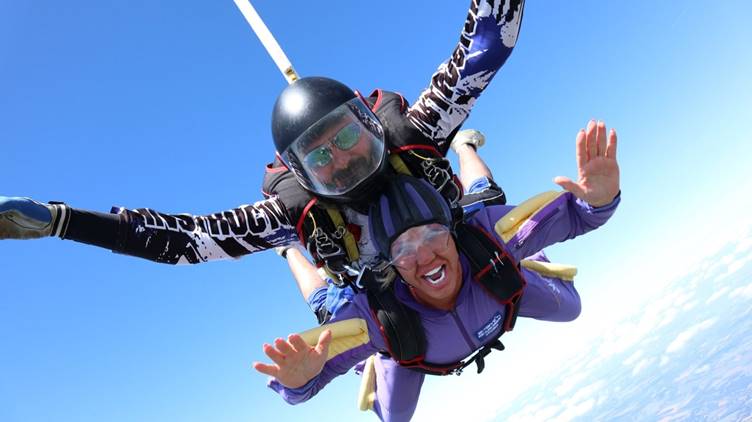 Karen Boxhall takes part in ‘Big Drop’ skydive for charity