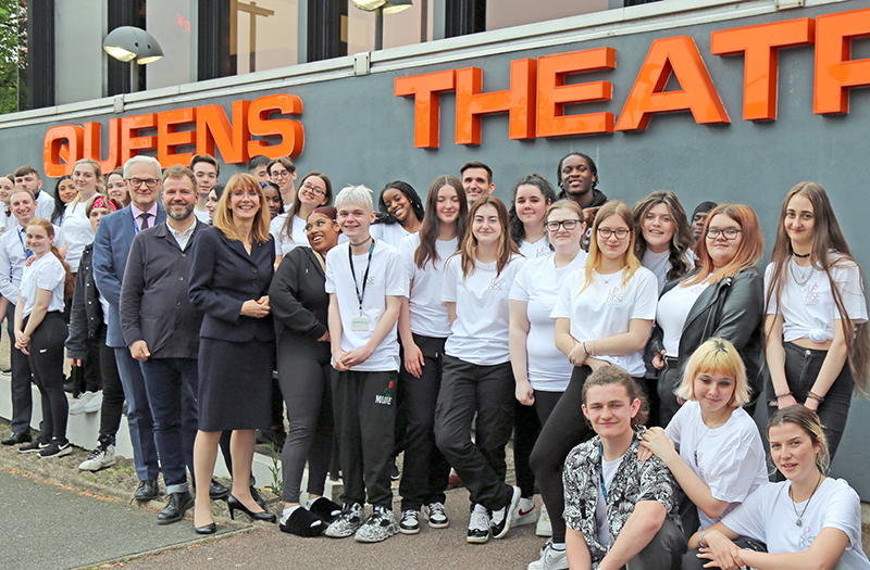 An exciting new community partnership to promote the arts and develop creative talent has been launched between New City College and Queen’s Theatre Hornchurch.