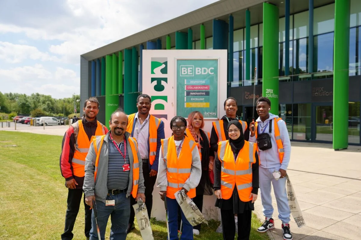 Barking-and-Dagenham-College-students-joined-forces-with-the-local-council-for-a-‘Community-Clean-Up-Day