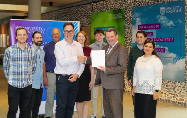 Dr Giles Proctor, CEO of The College of Legal Practice and Bill Davies, Dean of the Faculty of Law, Crime and Justice (centre) with staff and students from the Law Department at the University of Winchester. 