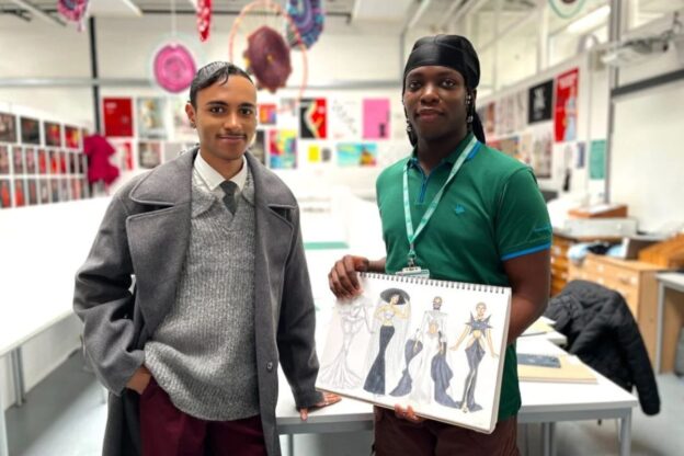 Renowned fashion illustrator revisits former college