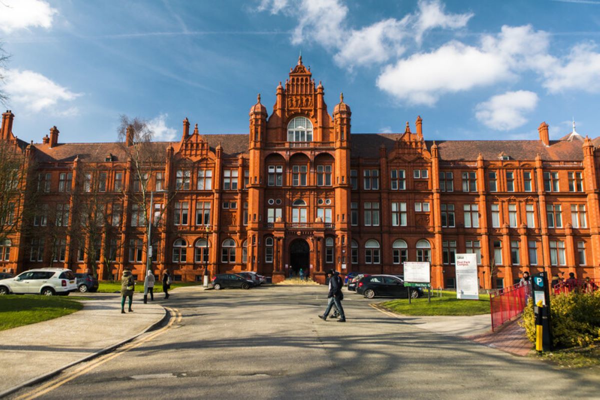 University of Salford Peel Building - 1200 x 800