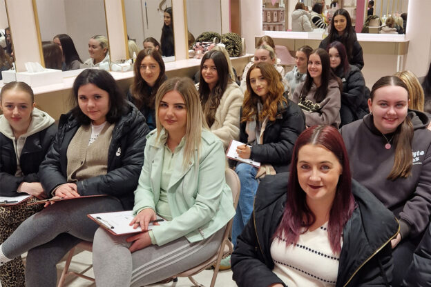 SERC Students at Beauty Masterclass